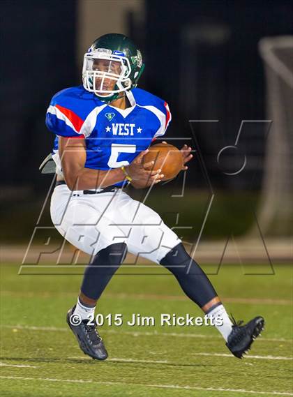 Thumbnail 3 in North Texas Bowl photogallery.