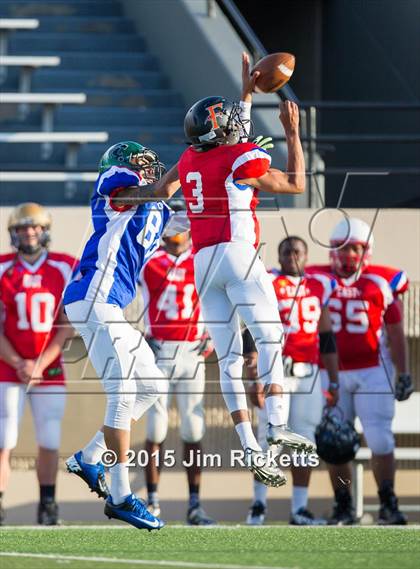 Thumbnail 2 in North Texas Bowl photogallery.