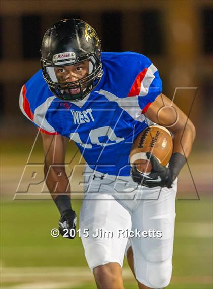 Thumbnail 1 in North Texas Bowl photogallery.