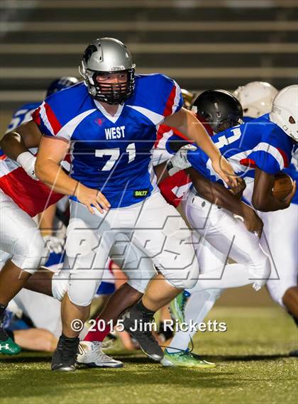 Thumbnail 2 in North Texas Bowl photogallery.
