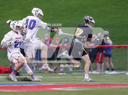 Thumbnail 3 in Victor @ Fairport photogallery.