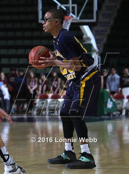 Thumbnail 2 in Oriskany vs Clark Academy (NYSPHSAA Class D Semifinal) photogallery.