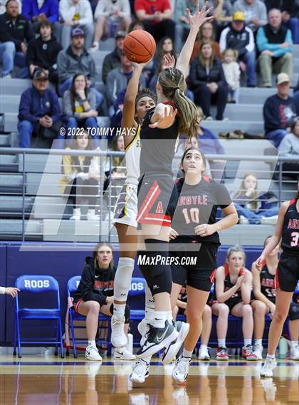 Thumbnail 2 in Argyle vs. Stephenville (UIL Basketball 4A Area Playoff) photogallery.