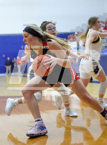 Thumbnail 3 in Argyle vs. Stephenville (UIL Basketball 4A Area Playoff) photogallery.