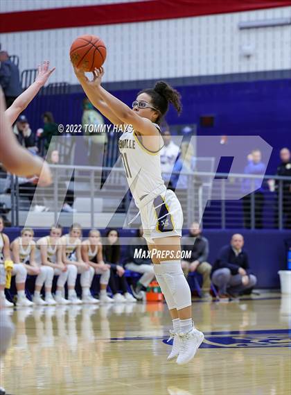 Thumbnail 1 in Argyle vs. Stephenville (UIL Basketball 4A Area Playoff) photogallery.