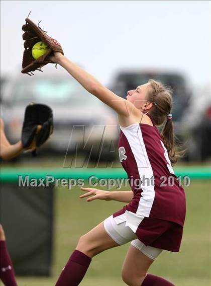 Thumbnail 3 in Livingston Manor vs. Germantown (NYSPHSAA Class D Semifinal) photogallery.