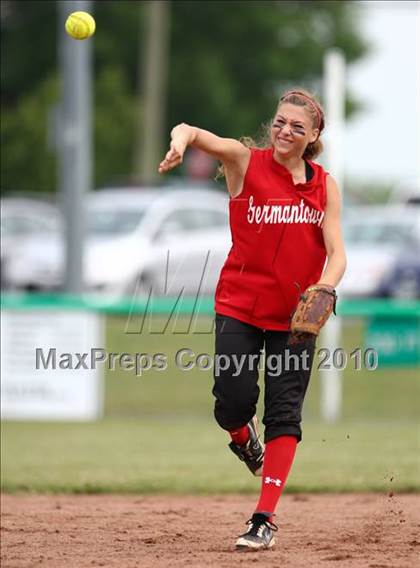 Thumbnail 2 in Livingston Manor vs. Germantown (NYSPHSAA Class D Semifinal) photogallery.
