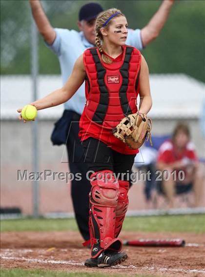Thumbnail 3 in Livingston Manor vs. Germantown (NYSPHSAA Class D Semifinal) photogallery.