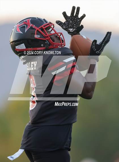 Thumbnail 1 in Hickory @ Hibriten photogallery.