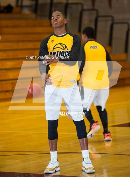 Thumbnail 2 in El Cerrito vs. Antioch (Brenda Loving Memorial Tournament) photogallery.