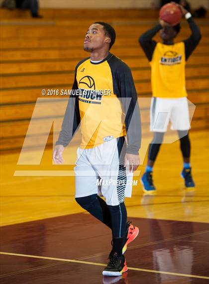 Thumbnail 3 in El Cerrito vs. Antioch (Brenda Loving Memorial Tournament) photogallery.