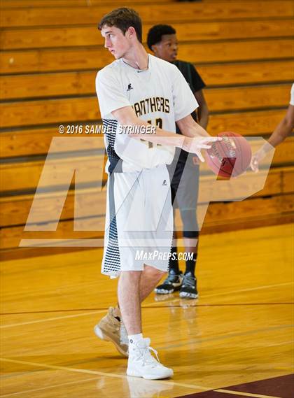Thumbnail 1 in El Cerrito vs. Antioch (Brenda Loving Memorial Tournament) photogallery.