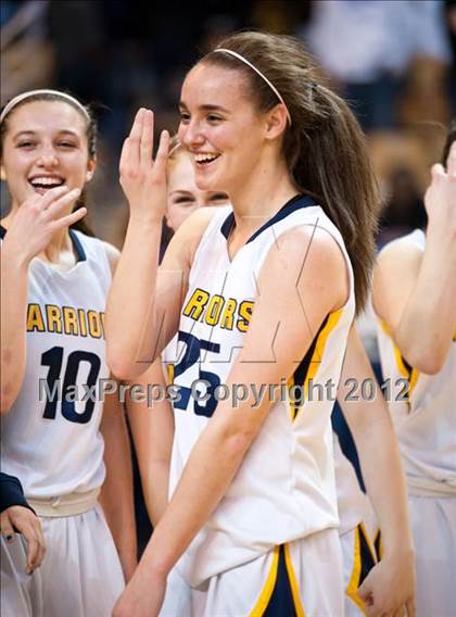 Thumbnail 3 in Andover vs. Holyoke (MIAA Division 1 Final) photogallery.