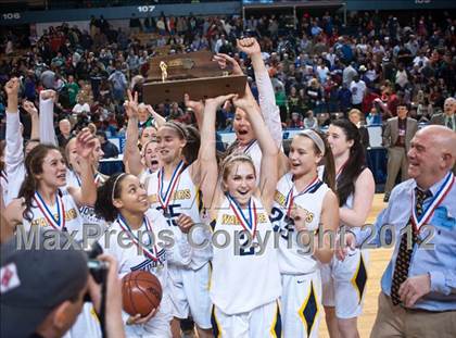 Thumbnail 1 in Andover vs. Holyoke (MIAA Division 1 Final) photogallery.