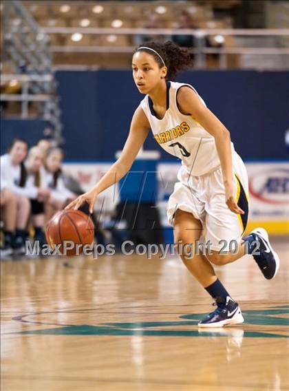 Thumbnail 2 in Andover vs. Holyoke (MIAA Division 1 Final) photogallery.
