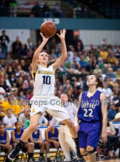 Thumbnail 3 in Andover vs. Holyoke (MIAA Division 1 Final) photogallery.