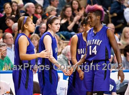 Thumbnail 2 in Andover vs. Holyoke (MIAA Division 1 Final) photogallery.