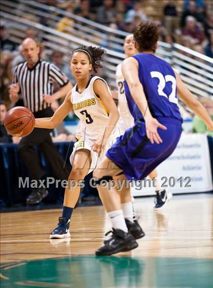 Thumbnail 3 in Andover vs. Holyoke (MIAA Division 1 Final) photogallery.