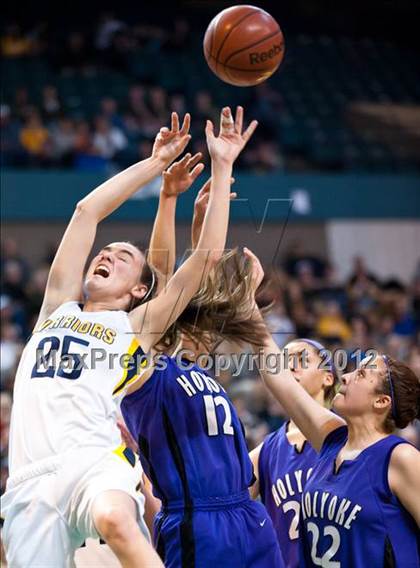 Thumbnail 3 in Andover vs. Holyoke (MIAA Division 1 Final) photogallery.