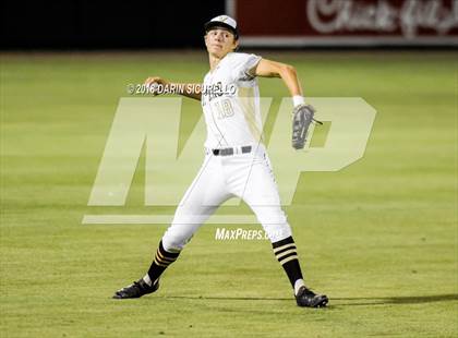 Thumbnail 3 in Verrado vs. Buena (AIA 5A Round B2 Playoff) photogallery.