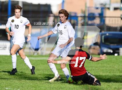 Thumbnail 3 in Trumbull @ Fairfield Warde photogallery.