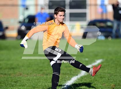 Thumbnail 1 in Trumbull @ Fairfield Warde photogallery.