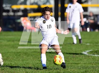Thumbnail 3 in Trumbull @ Fairfield Warde photogallery.