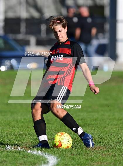 Thumbnail 3 in Trumbull @ Fairfield Warde photogallery.