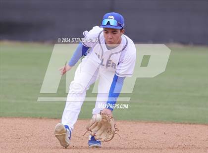 Thumbnail 1 in Vista @ Grossmont photogallery.