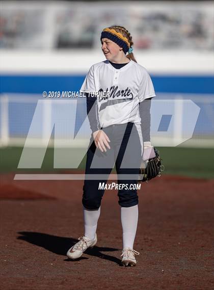 Thumbnail 3 in Chico vs. Del Norte photogallery.