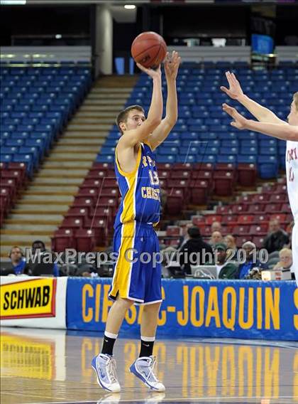 Thumbnail 1 in Ripon Christian vs. Victory Christian (CIF SJS D5 Final) photogallery.