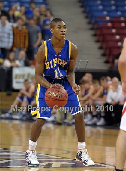 Thumbnail 1 in Ripon Christian vs. Victory Christian (CIF SJS D5 Final) photogallery.