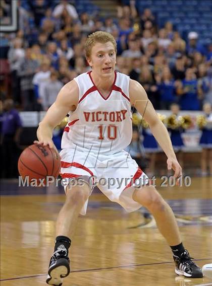 Thumbnail 3 in Ripon Christian vs. Victory Christian (CIF SJS D5 Final) photogallery.