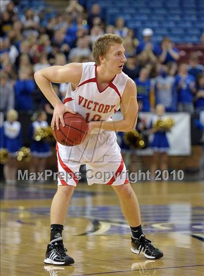 Thumbnail 2 in Ripon Christian vs. Victory Christian (CIF SJS D5 Final) photogallery.