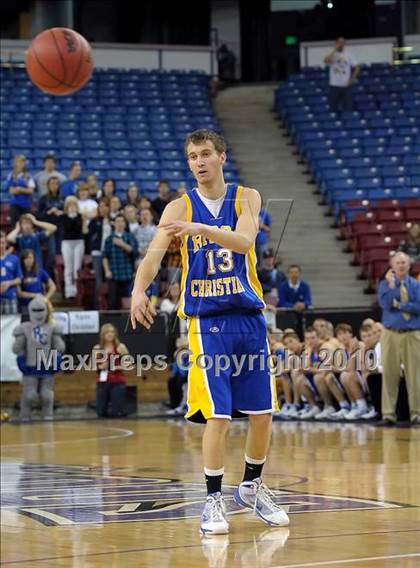 Thumbnail 1 in Ripon Christian vs. Victory Christian (CIF SJS D5 Final) photogallery.
