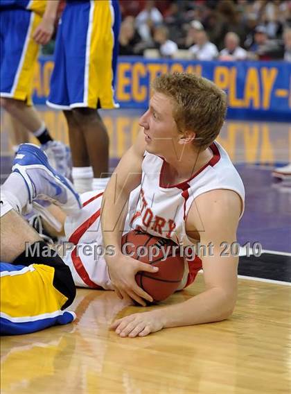 Thumbnail 3 in Ripon Christian vs. Victory Christian (CIF SJS D5 Final) photogallery.