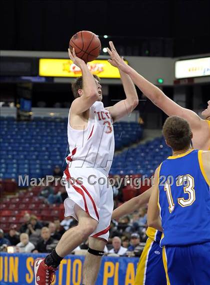 Thumbnail 3 in Ripon Christian vs. Victory Christian (CIF SJS D5 Final) photogallery.