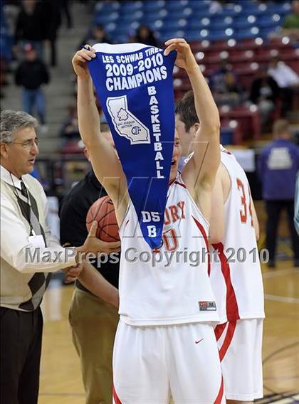 Thumbnail 1 in Ripon Christian vs. Victory Christian (CIF SJS D5 Final) photogallery.