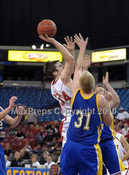 Thumbnail 3 in Ripon Christian vs. Victory Christian (CIF SJS D5 Final) photogallery.