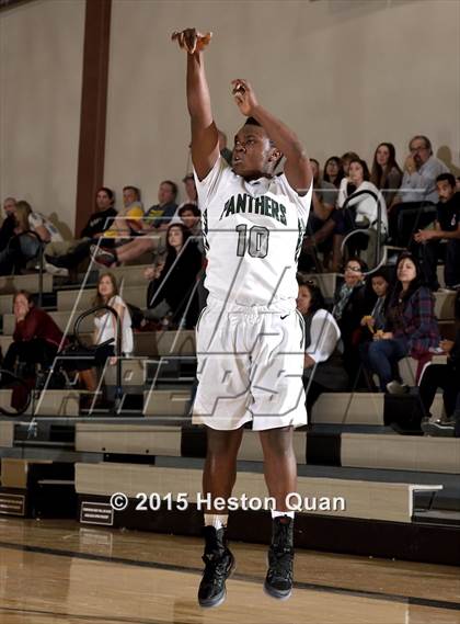 Thumbnail 2 in Cantwell-Sacred Heart @ Palo Verde (MaxPreps Holiday Classic) photogallery.