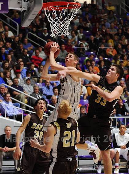 Thumbnail 2 in Lone Peak vs. Davis (UHSAA Region 5A Semifinal) photogallery.