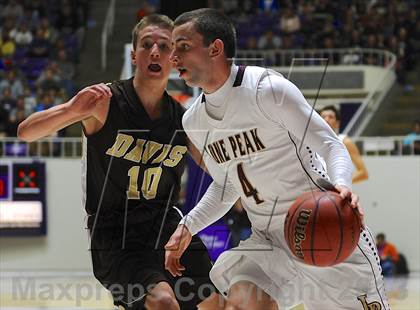 Thumbnail 1 in Lone Peak vs. Davis (UHSAA Region 5A Semifinal) photogallery.