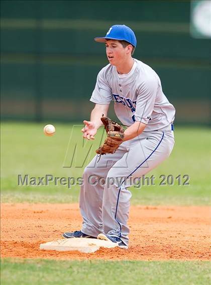 Thumbnail 3 in Jesuit @ Tampa Catholic photogallery.