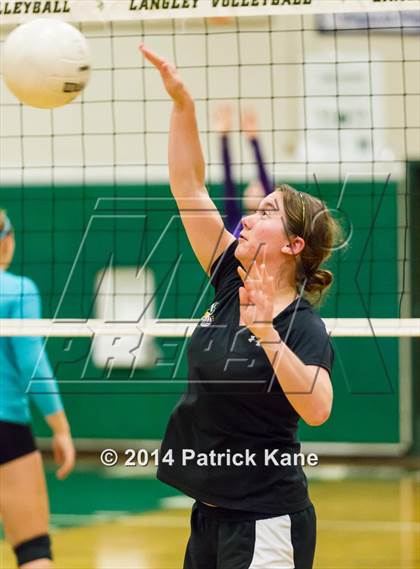 Thumbnail 2 in Potomac Falls @ Langley photogallery.