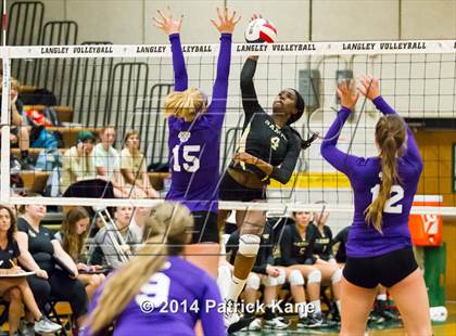Thumbnail 2 in Potomac Falls @ Langley photogallery.