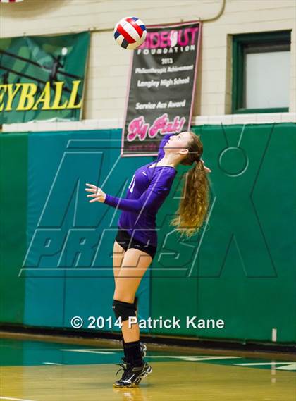 Thumbnail 2 in Potomac Falls @ Langley photogallery.