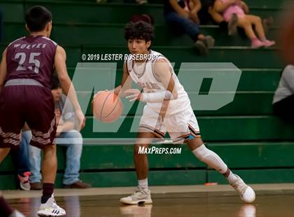 Thumbnail 3 in Dilley vs. Jones (Maverick Classic) photogallery.