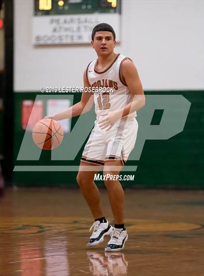 Thumbnail 2 in Dilley vs. Jones (Maverick Classic) photogallery.