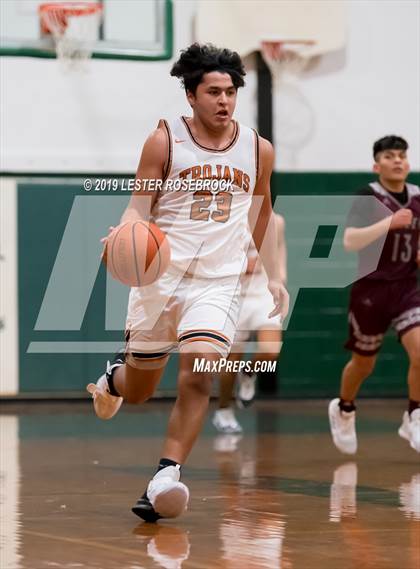 Thumbnail 1 in Dilley vs. Jones (Maverick Classic) photogallery.