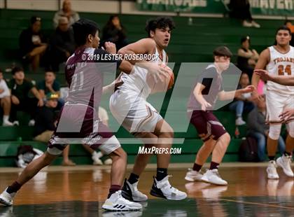 Thumbnail 3 in Dilley vs. Jones (Maverick Classic) photogallery.